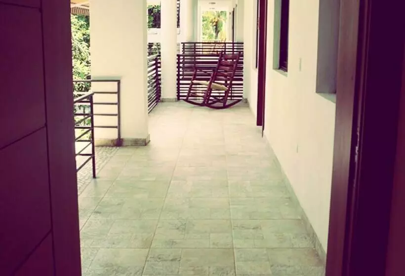 هتل Maxime Boutique