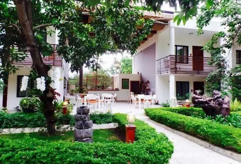 هتل Maxime Boutique