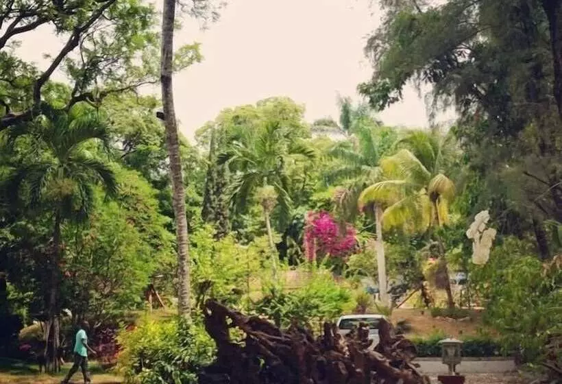 هتل Maxime Boutique