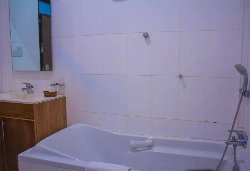 Hotell Oceanic Resort