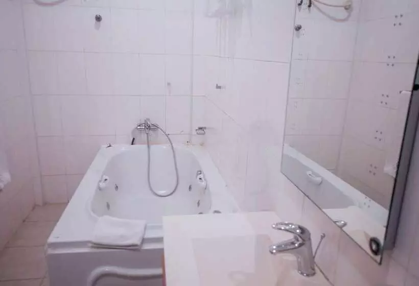 Hotell Oceanic Resort