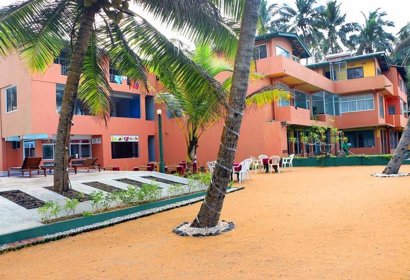 Отель Roy Villa Beach