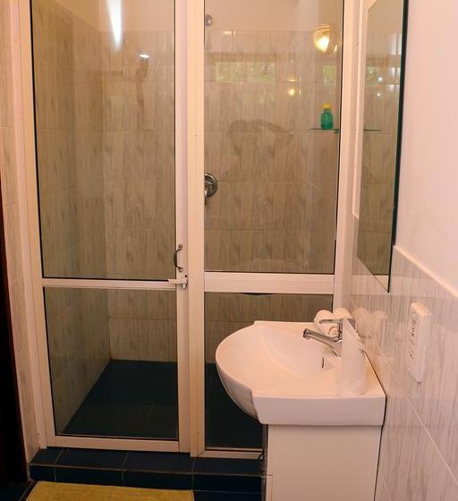 Отель Roy Villa Beach