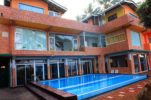 Отель Roy Villa Beach