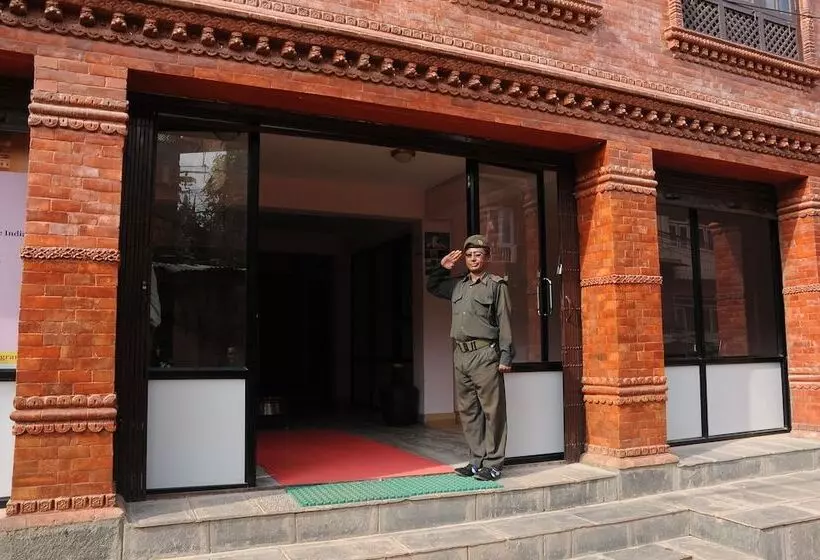 هتل Shiva Shankar