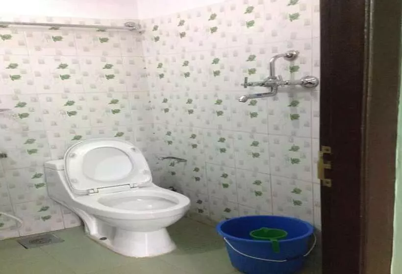 هتل Shiva Shankar