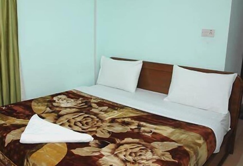 هتل Shiva Shankar