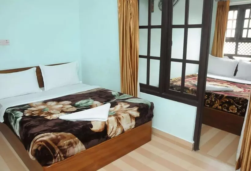 هتل Shiva Shankar