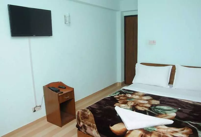 هتل Shiva Shankar