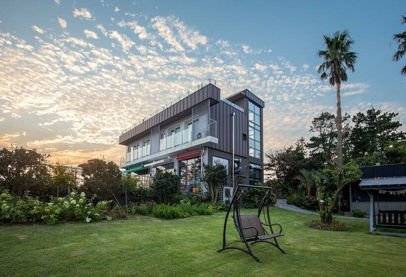 فندق The Bay Jeju Resort