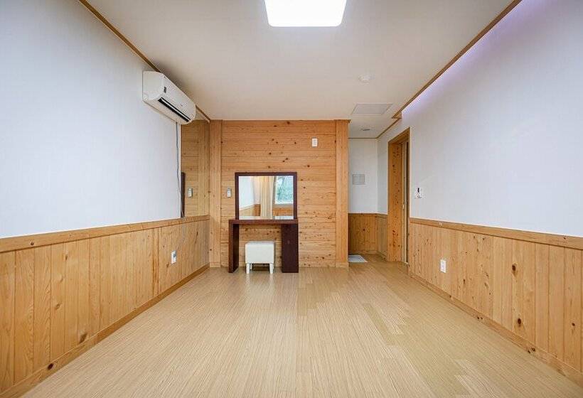 فندق The Bay Jeju Resort