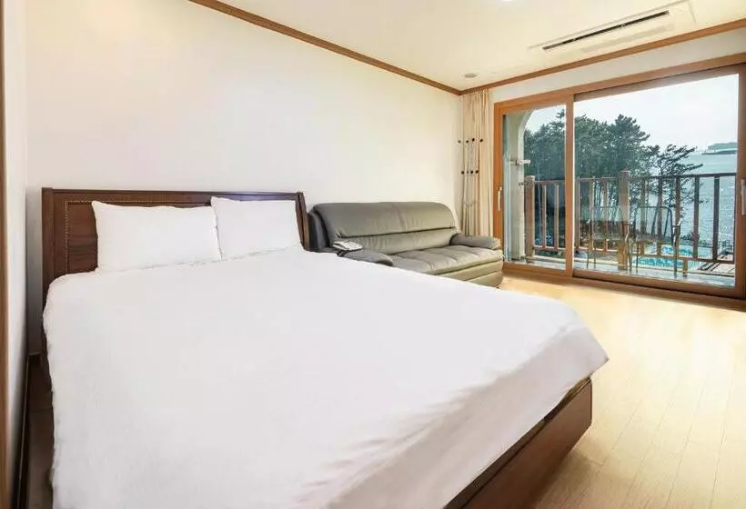 호텔 The Bay Jeju Resort