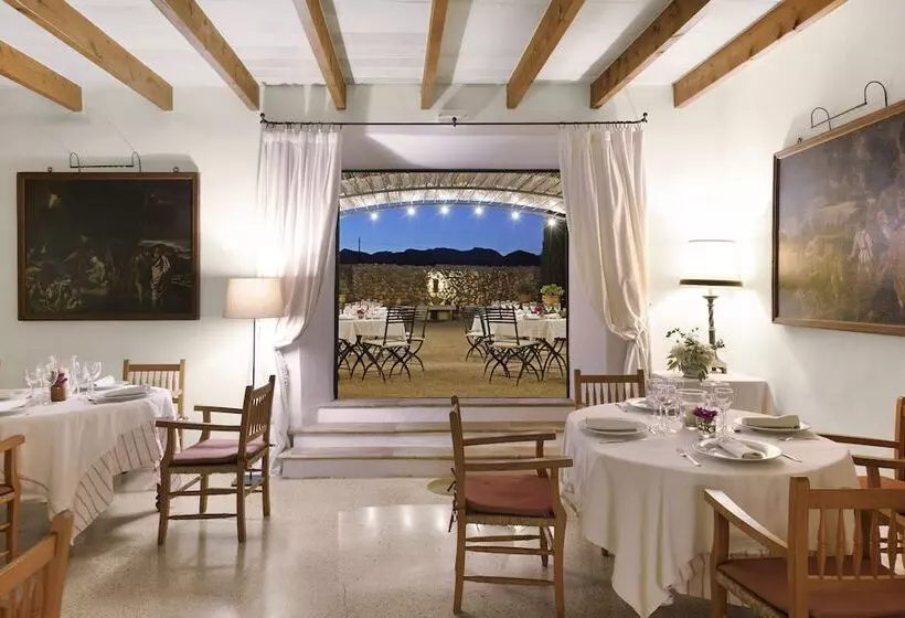 ホテル Torrent Fals