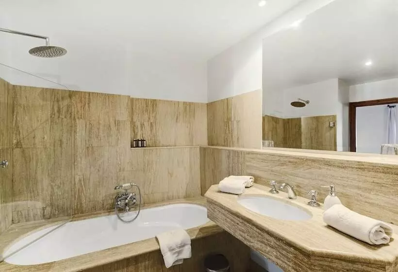 ホテル Torrent Fals