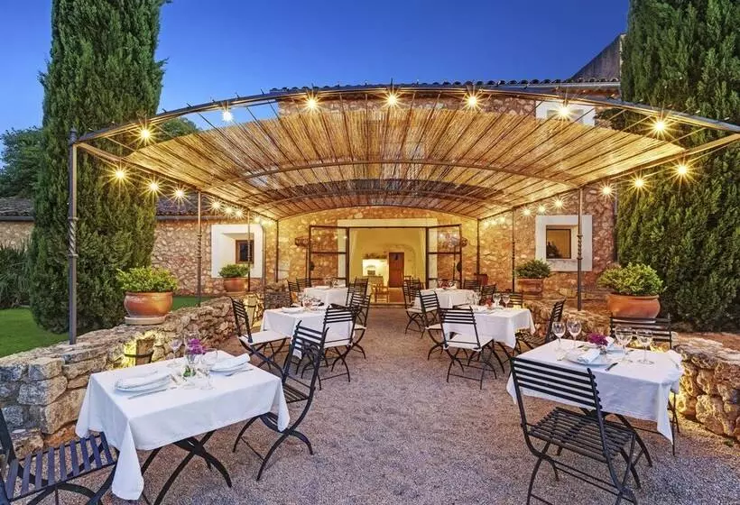 ホテル Torrent Fals