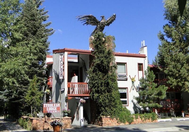 هتل Tyrolean Lodge