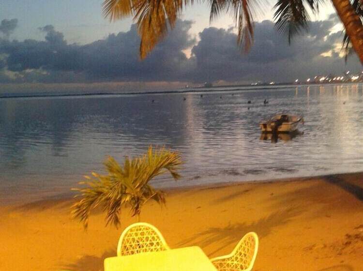 호텔 Village On The Beach