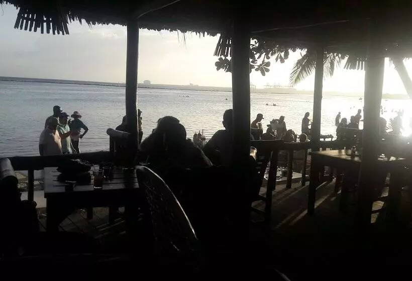 Szálloda Village On The Beach