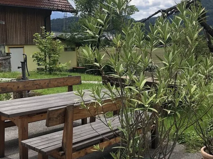 בית מלון כפרי Waldhof