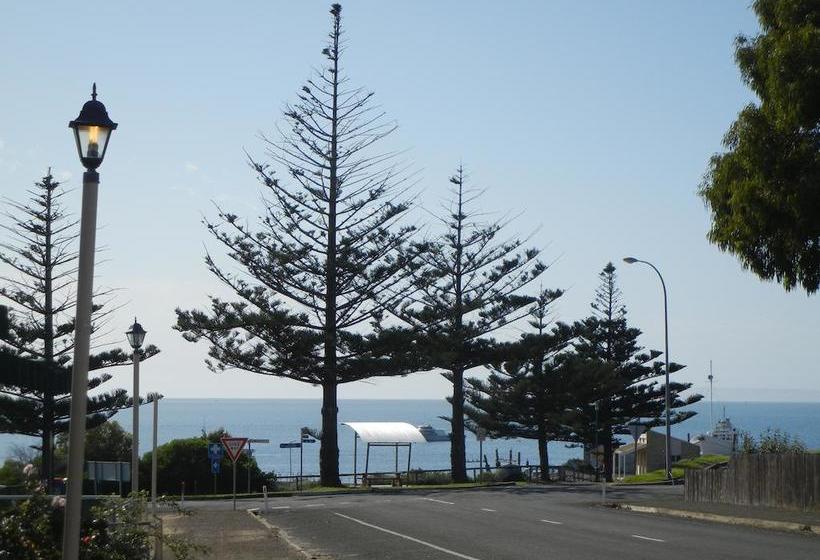 Island Motel Kingscote