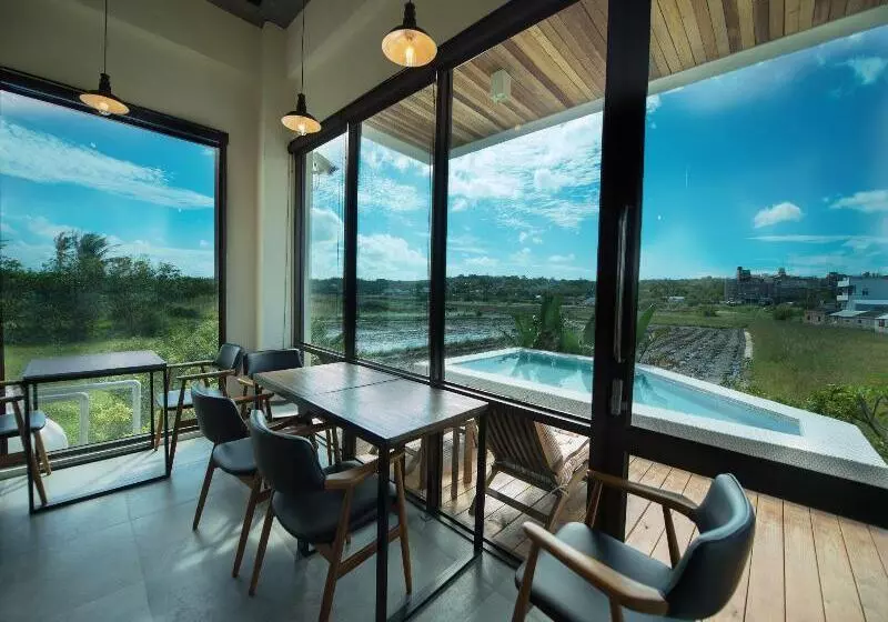 پانسیون Beras Manor Kenting