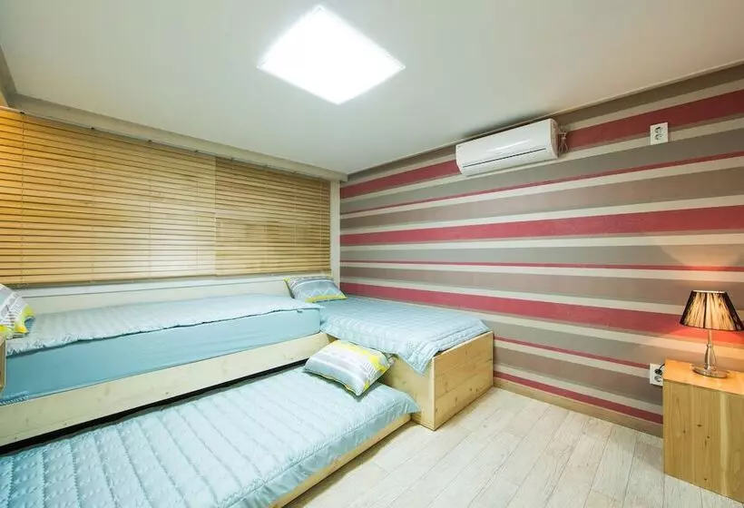 Pensão Guesthouse The Hill