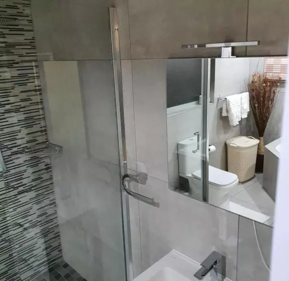 بنسيون Sunnyridge Lodge