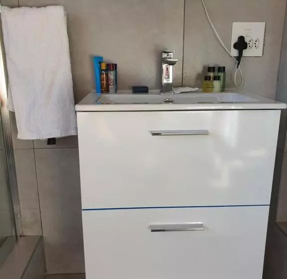 بنسيون Sunnyridge Lodge