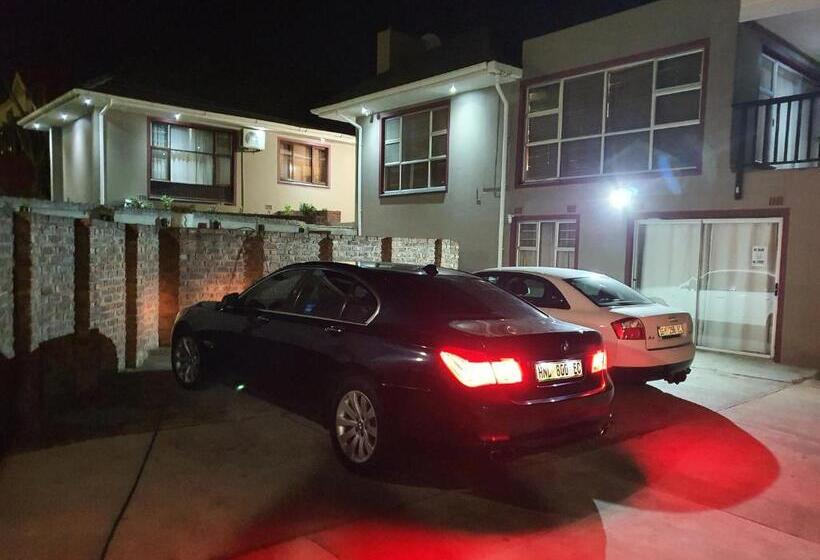 بنسيون Sunnyridge Lodge