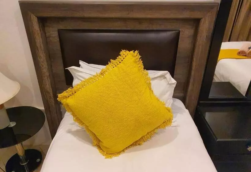 بنسيون Sunnyridge Lodge