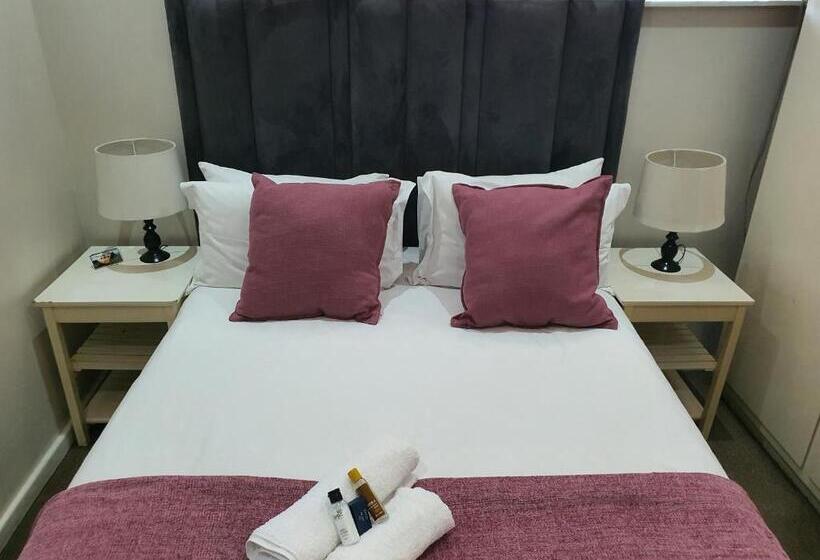 بنسيون Sunnyridge Lodge