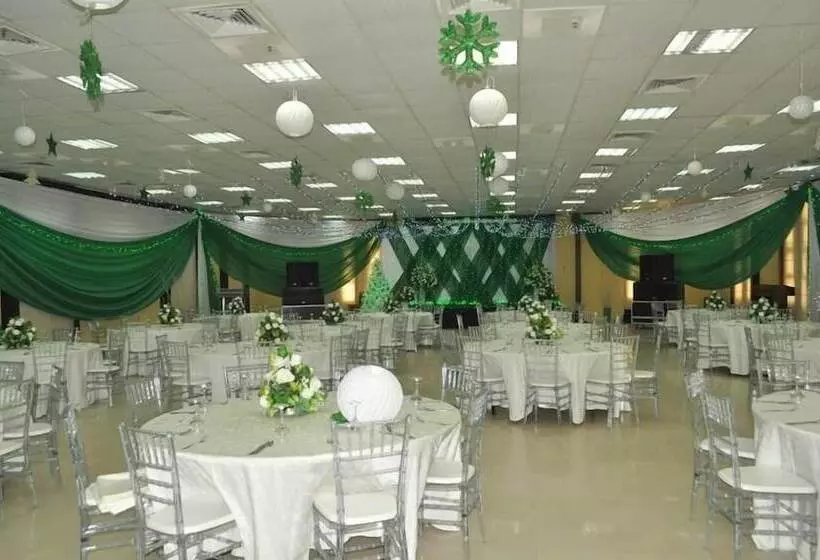 The Metropolitan Hotel Calabar