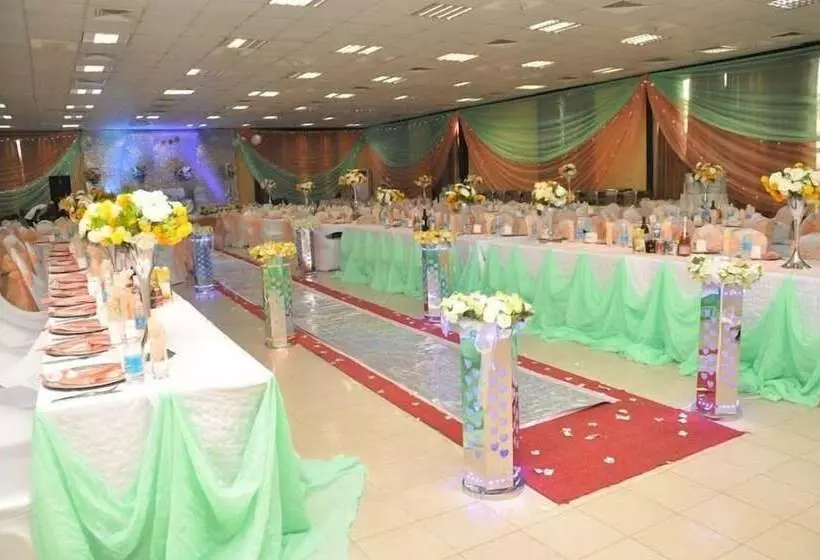 The Metropolitan Hotel Calabar