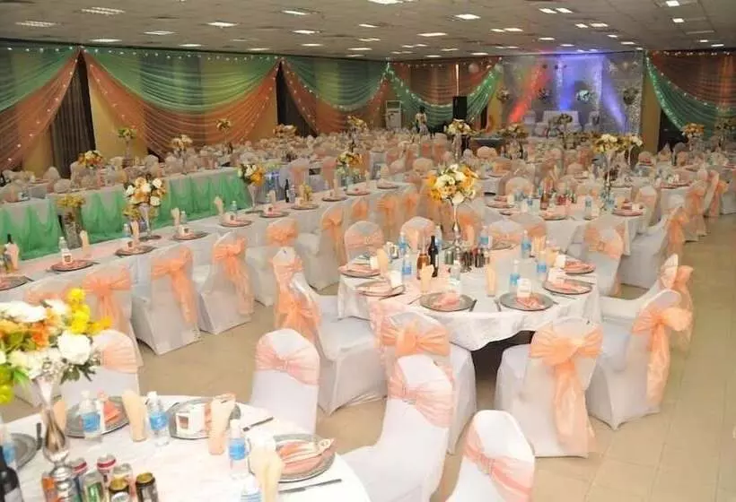 The Metropolitan Hotel Calabar