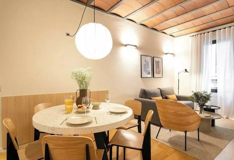 Aspasios Las Ramblas Apartments