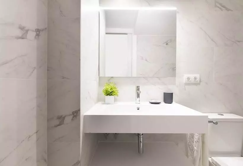 Aspasios Las Ramblas Apartments