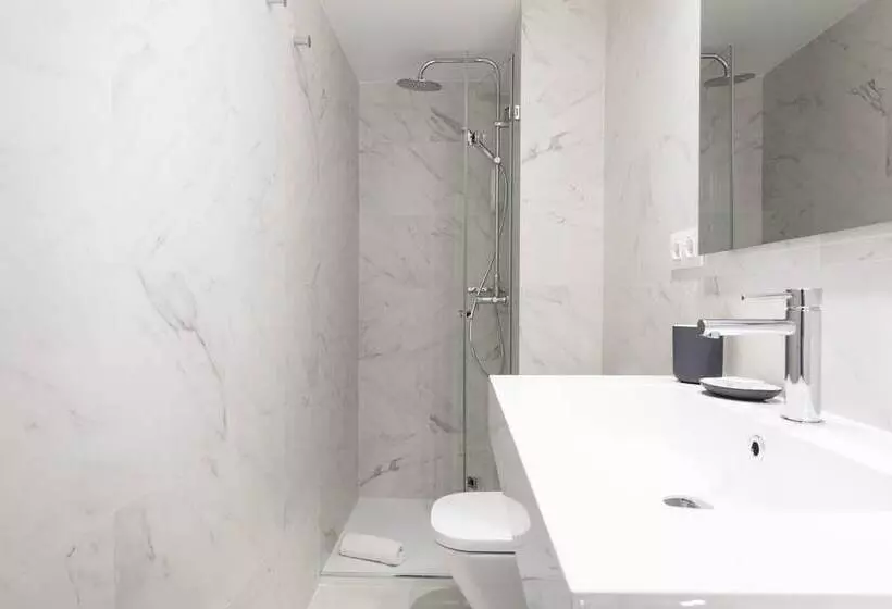 Aspasios Las Ramblas Apartments