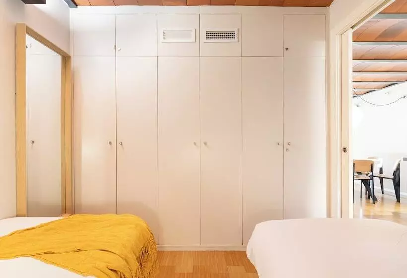 Aspasios Las Ramblas Apartments