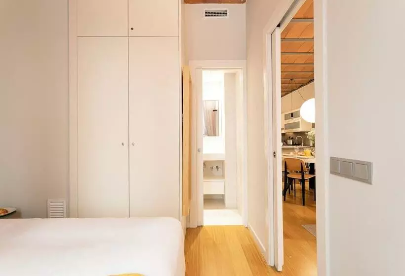 Aspasios Las Ramblas Apartments