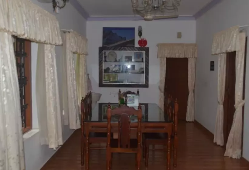 צימר Aroma Homestay