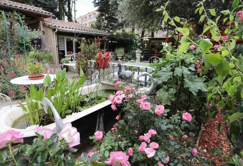 مبيت وإفطار Maison D Hôtes Et Roulotte Le 6 Bis