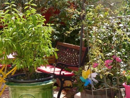 مبيت وإفطار Maison D Hôtes Et Roulotte Le 6 Bis