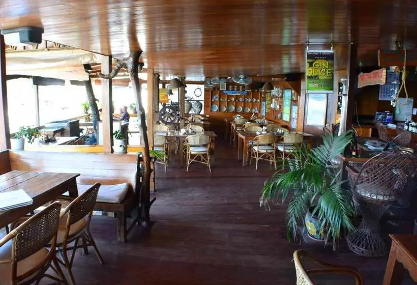 Captngreggs Dive Resort