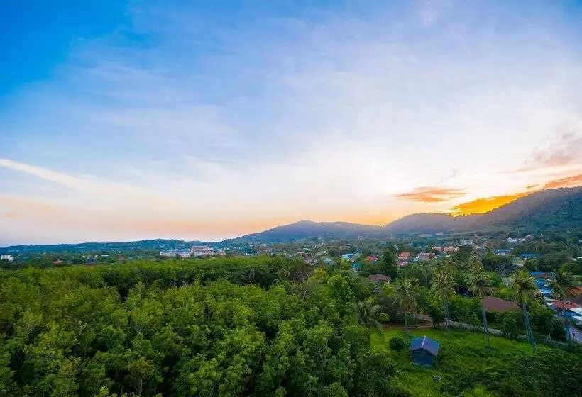 Grand Nai Harn Suites