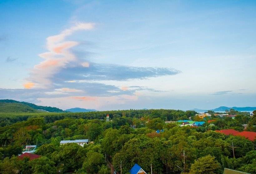 Grand Nai Harn Suites