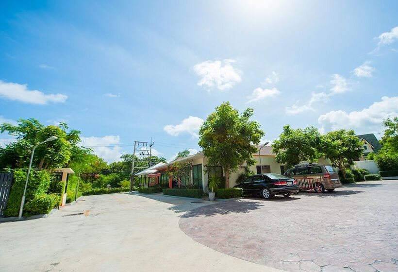 Grand Nai Harn Suites