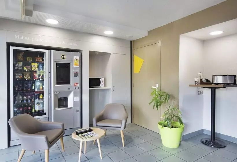 B&B Hotel Lyon St Priest