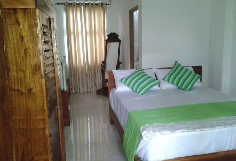 酒店 Cinnamon Heights