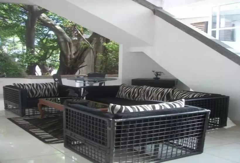 酒店 Cinnamon Heights