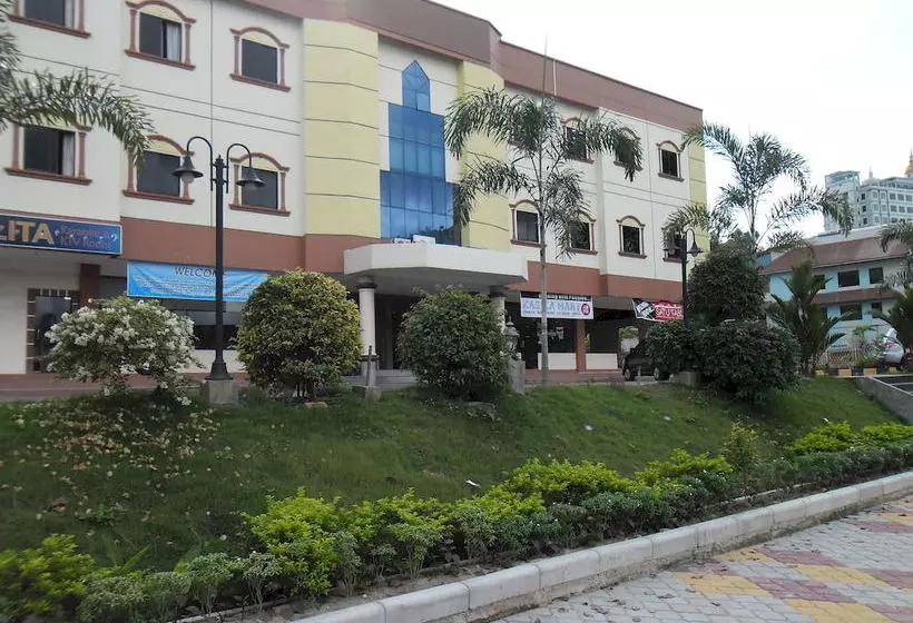 ホテル Cittic Batam